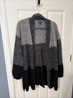 Karen Scott Black and Gray Colorblock Open-Front Cardigan